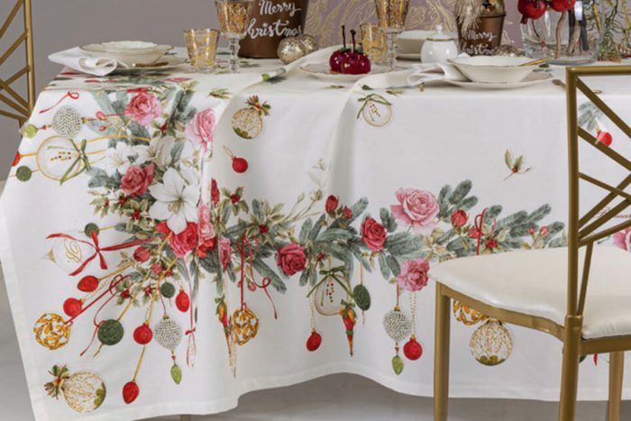 Tovaglia Merry Decor rosso Blumarine